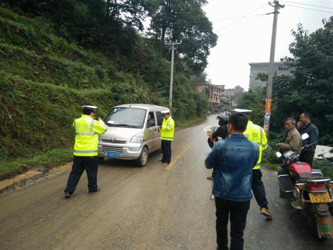 瑶山乡交通建设带动地方经济腾飞，最新交通新闻揭秘蓬勃发展态势